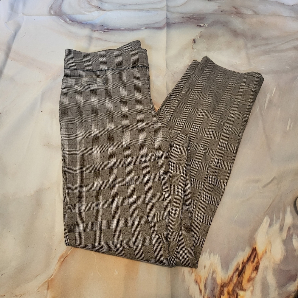Briggs Black and White Plaid Dress Ankle Pants, Size 8